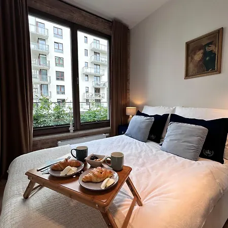 公寓 Maya's Flats & 73 - Garnizon