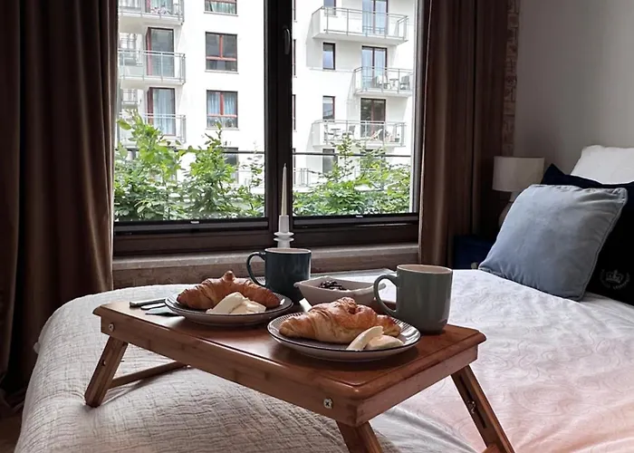 Daire Maya's Flats & 73 - Garnizon