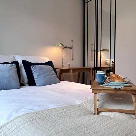 Maya's Flats & 73 - Garnizon Apartmán