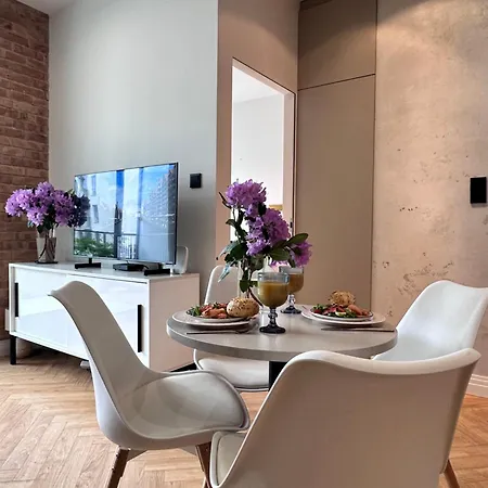 Maya's Flats & 73 - Garnizon Gdaňsk